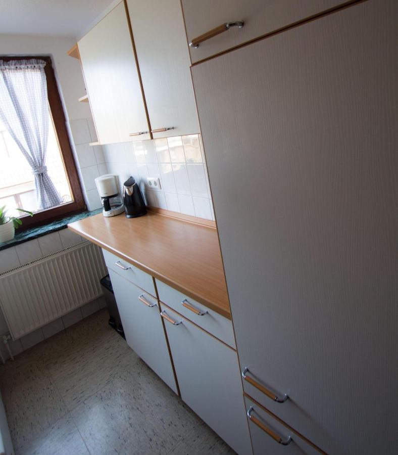 Neue Tiefe Fehmarn Ferienwohnungen-Neue-Tiefe-Wohnung-Kleiderbuegel מראה חיצוני תמונה
